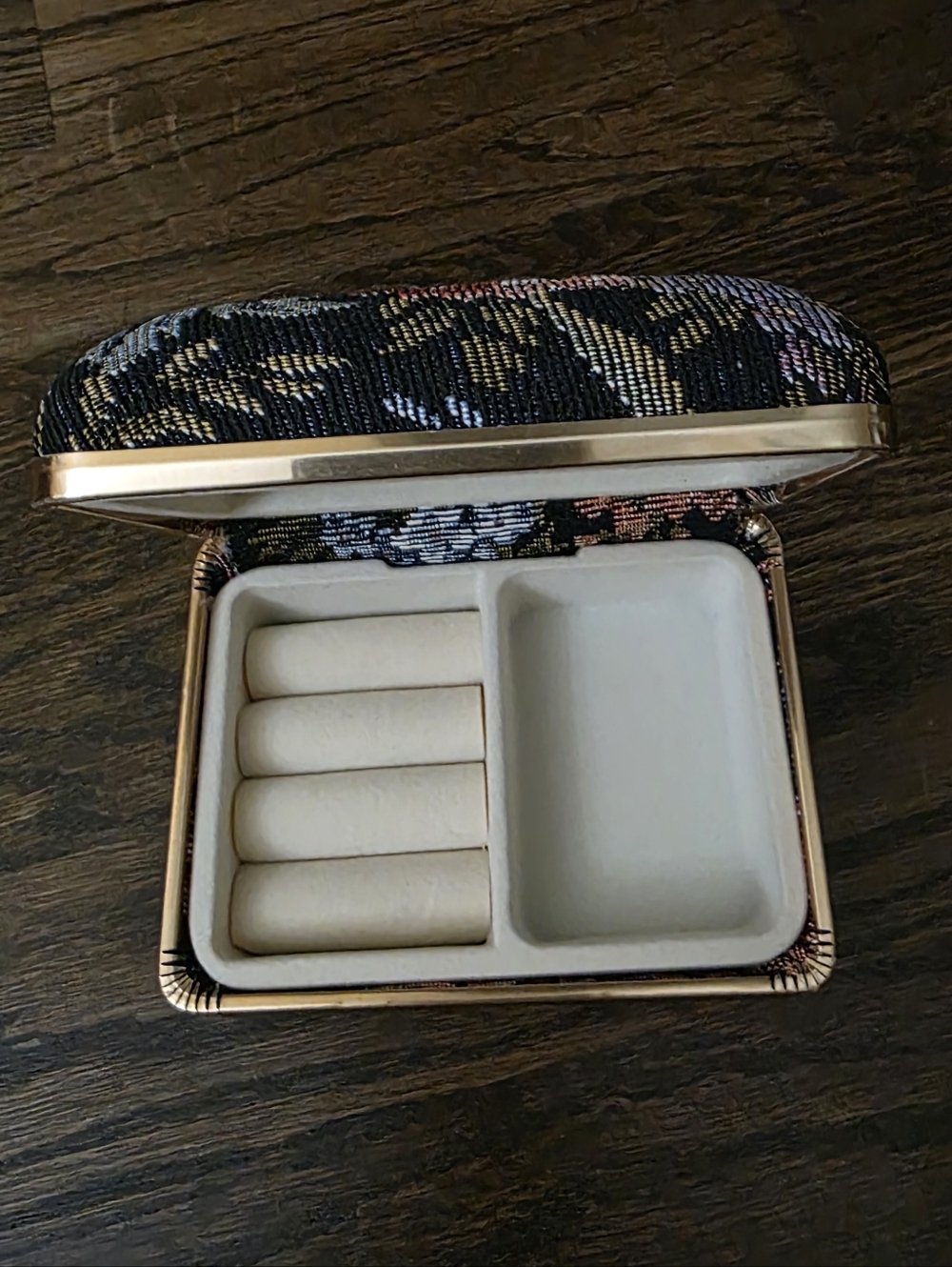 Vintage Floral Tapestry Jewelry Box Small Travel Case Organizer Made in Taiwan